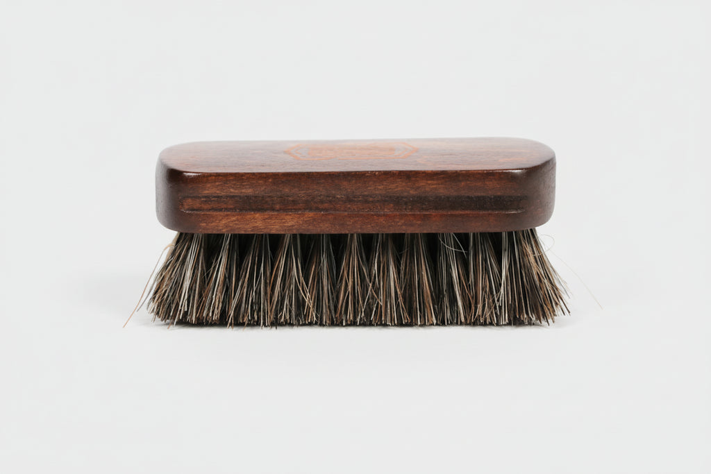 BROSSE POUR CUIR